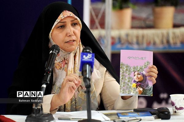 نشست های رسانه ای در نمایشگاه دستاوردهای آموزش و پرورش