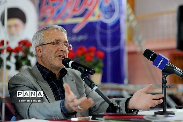 نشست های رسانه ای در نمایشگاه دستاوردهای آموزش و پرورش