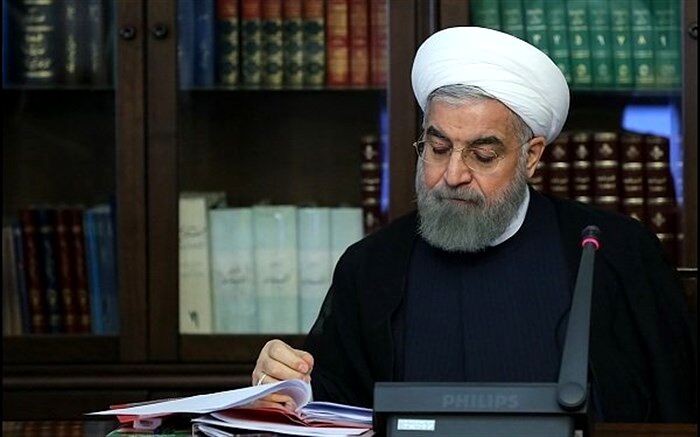 رحمت‌الله اکرمی سرپرست وزارت امور اقتصادی و دارایی شد