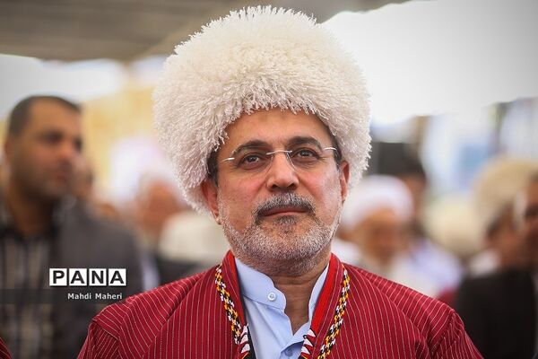 بازدید وزیر آموزش و پرورش از پروژه‌های عمرانی استان گلستان