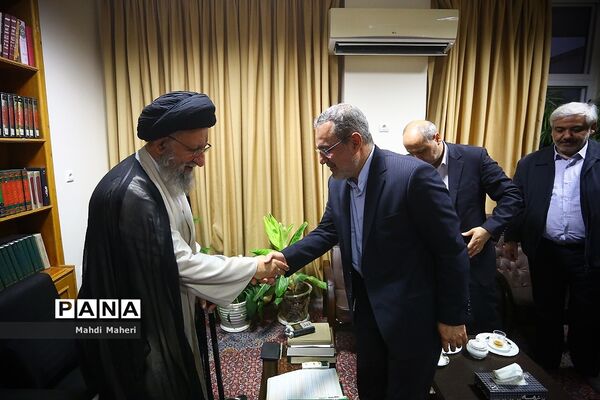 بازدید وزیر آموزش و پرورش از پروژه‌های عمرانی استان گلستان
