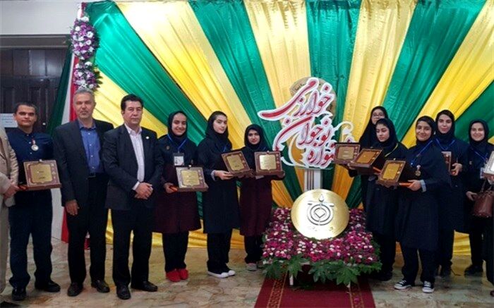 درخشش  دانش آموزان شهر ری در مرحله ی کشوری چهارمین جشنواره نوجوان خوارزمی
