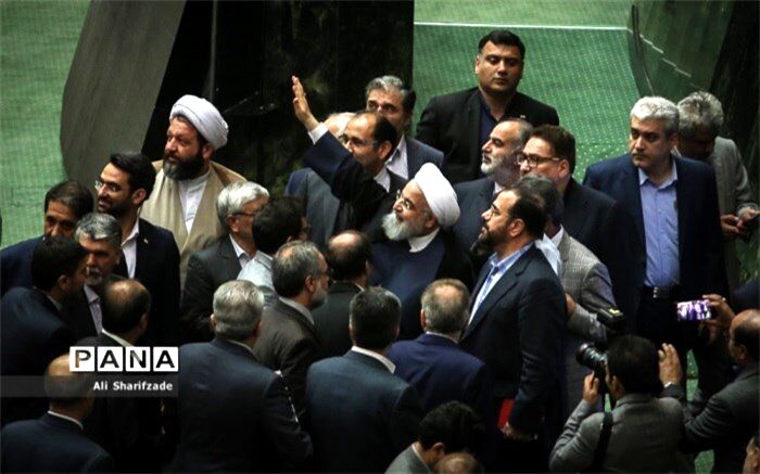 ماجرای پنکه حاشیه ساز در مجلس چه بود؟
