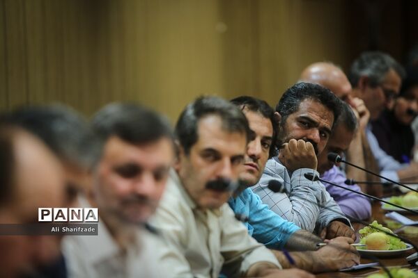 دیدار وزیر آموزش و پرورش با نمایندگان کانون های صنفی معلمان از سراسر کشور