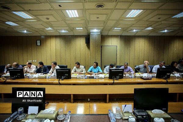 دیدار وزیر آموزش و پرورش با نمایندگان کانون های صنفی معلمان از سراسر کشور
