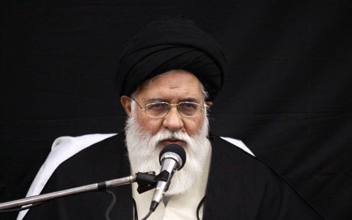 واکنش علم‌الهدی به استفاده ابزاری زوار از زنان در مشهد