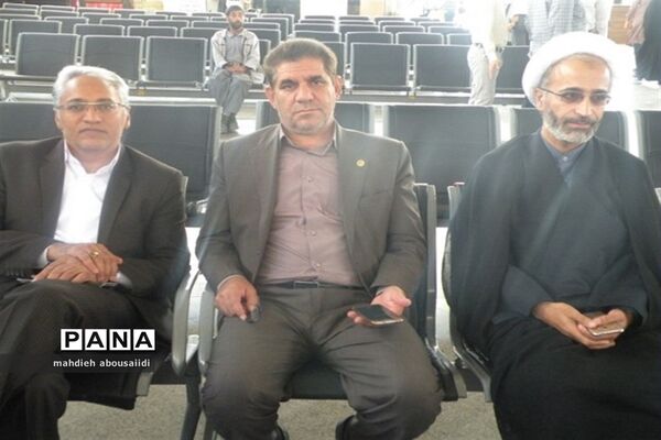 استقبال از پیشتازان دختر شرکت کننده در اردوی ملی