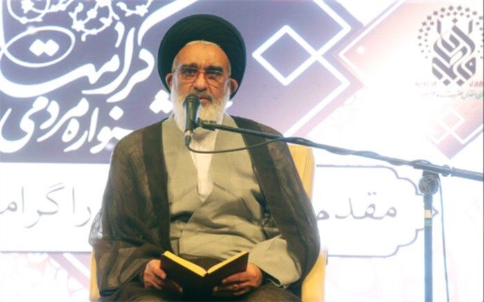 آیت‌الله سعیدی تاکید کرد: لزوم استفاده از فرصت‌های مختلف برای معرفی امام کاظم(ع) / دهه کرامت نباید به یک دهه محدود شود
