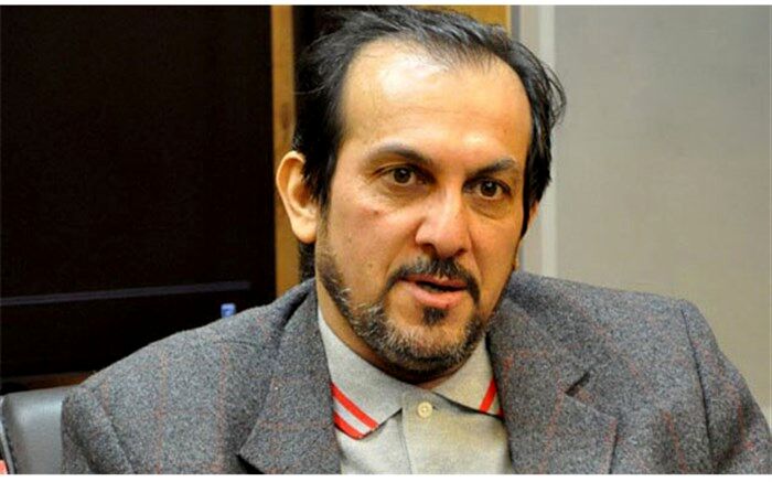 بازدید علیرضا رضاداد از دبیرخانه جشنواره عروسکی