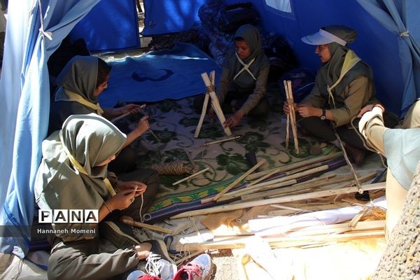 اردو ملی پیشتازان دختر سازمان دانش آموزی  جمهوری اسلامی ایران