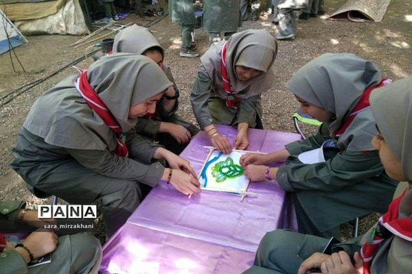 حضور فعال پیشتازان دختر استان مرکزی در هشتمین  اردوی ملی