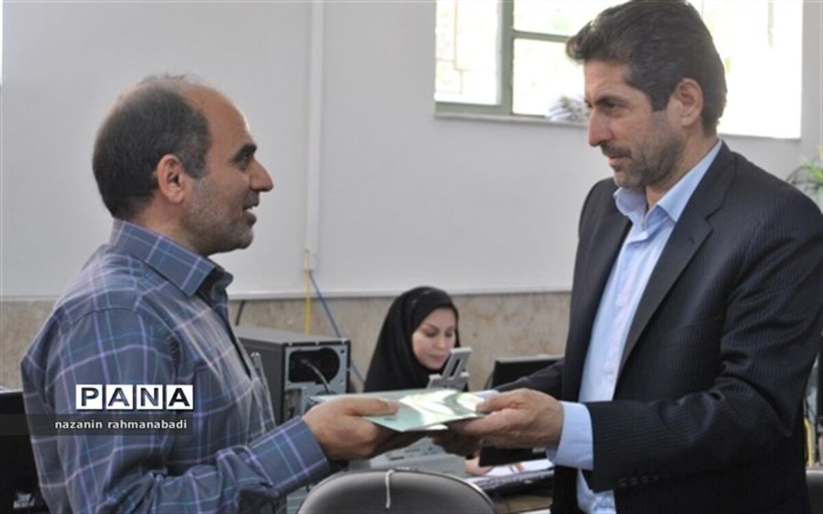 تفاهم‌نامه ساخت یک باب مدرسه در گیلانغرب امضا شد