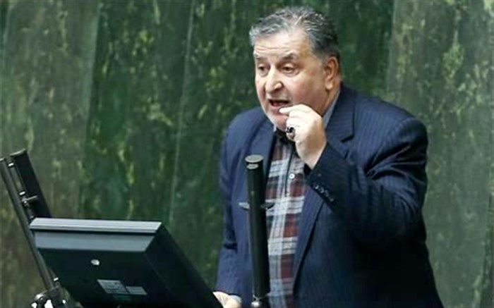 نماینده مجلس: هم زمانی استیضاح کرباسیان با هفته دولت اتفاق خوبی نیست