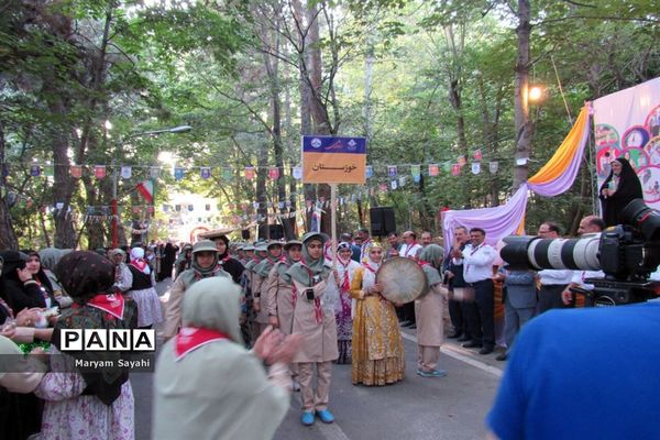 حضور پیشتازان دختر خوزستان در اردوی ملی تهران