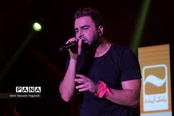 کنسرت گروه پازل بند در کیش