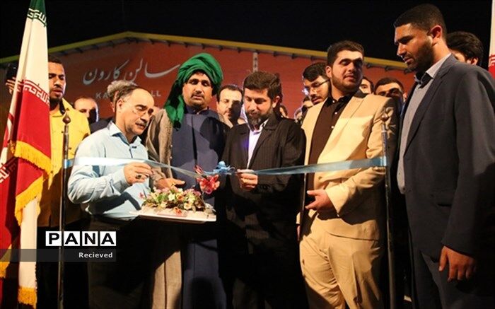 نمایشگاه هفته دولت در اهواز افتتاح شد