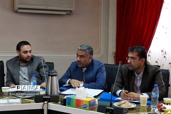 گردهمایی روسای ادارات قرآن، عترت و نماز آموزش و پرورش 11 استان کشور در تبریز