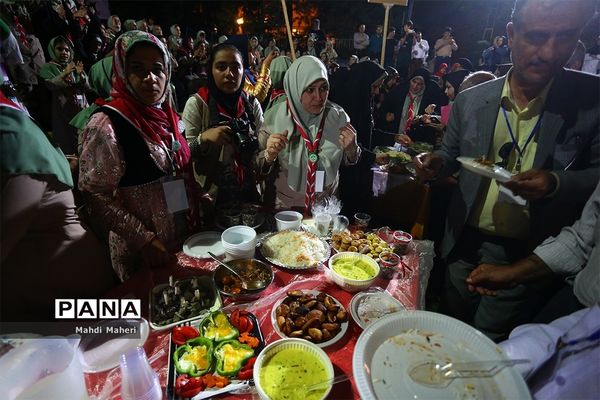 شام وحدت در هشتمین اردوی ملی پیشتازان دختر