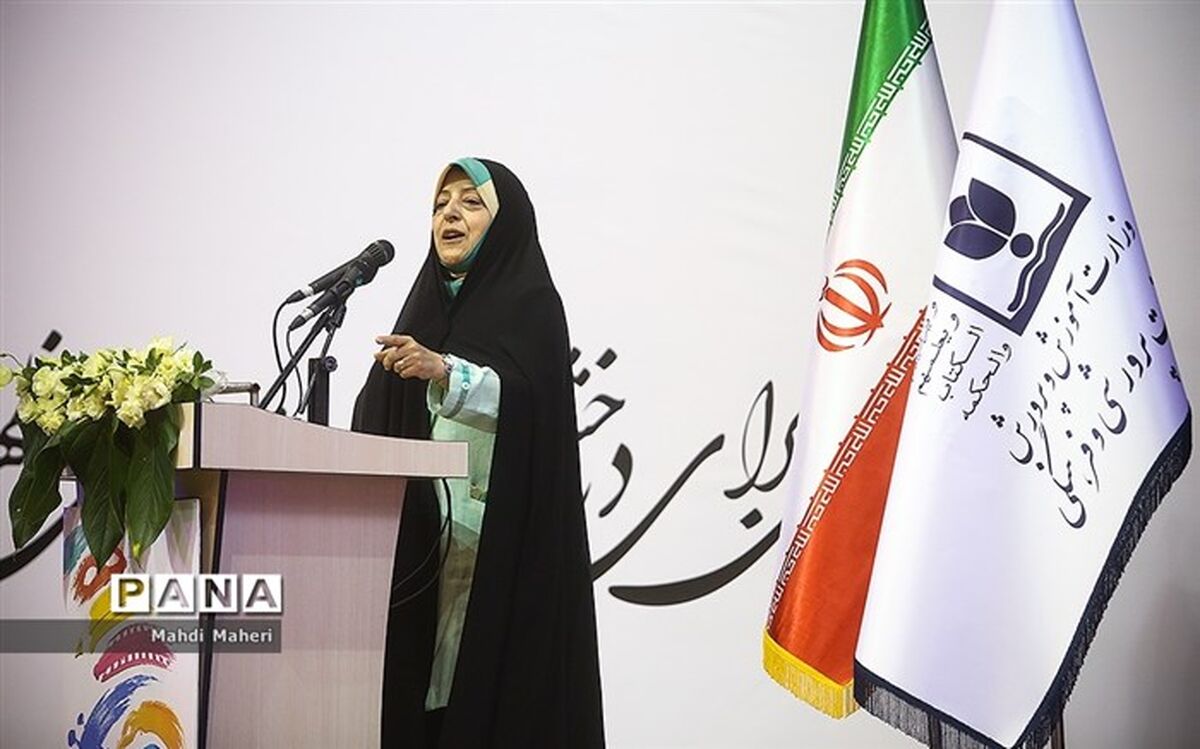 معصومه ابتکار: کمتر وزارتخانه‌ای مثل آموزش‌و‌پرورش برخوردهای مثبت با نیازهای دختران داشته است