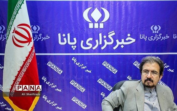 واکنش قاسمی به پخش فیلم علیه ظریف در مجلس: تاریخ قضاوت خواهد کرد