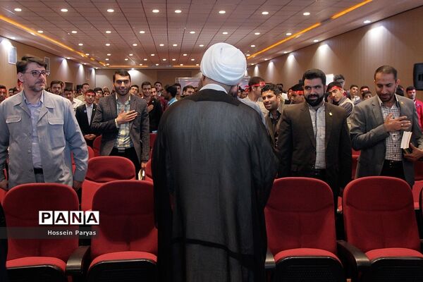 اجلاس سوم دوازدهمین کنگره سراسری اتحادیه انجمن های اسلامی دانش آموزان