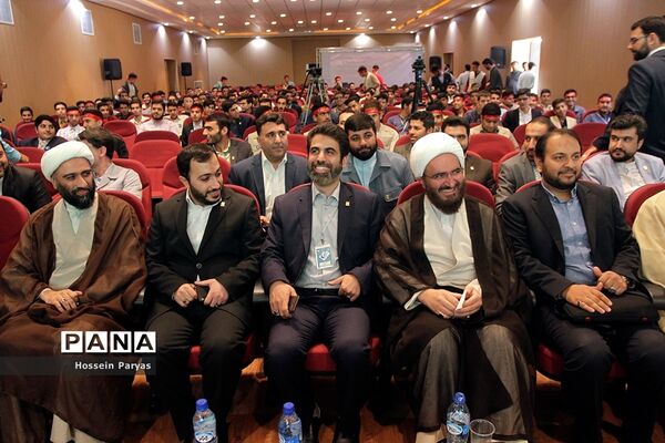 اجلاس سوم دوازدهمین کنگره سراسری اتحادیه انجمن های اسلامی دانش آموزان