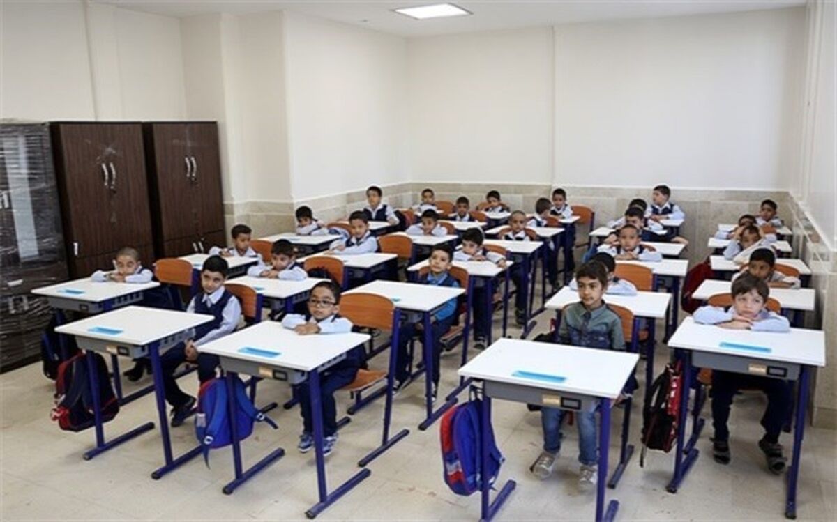 مجید طهرانیان: حضور معلمان فاقد آی‌دی کد موقت در مدارس ابتدایی غیردولتی غیرقانونی است