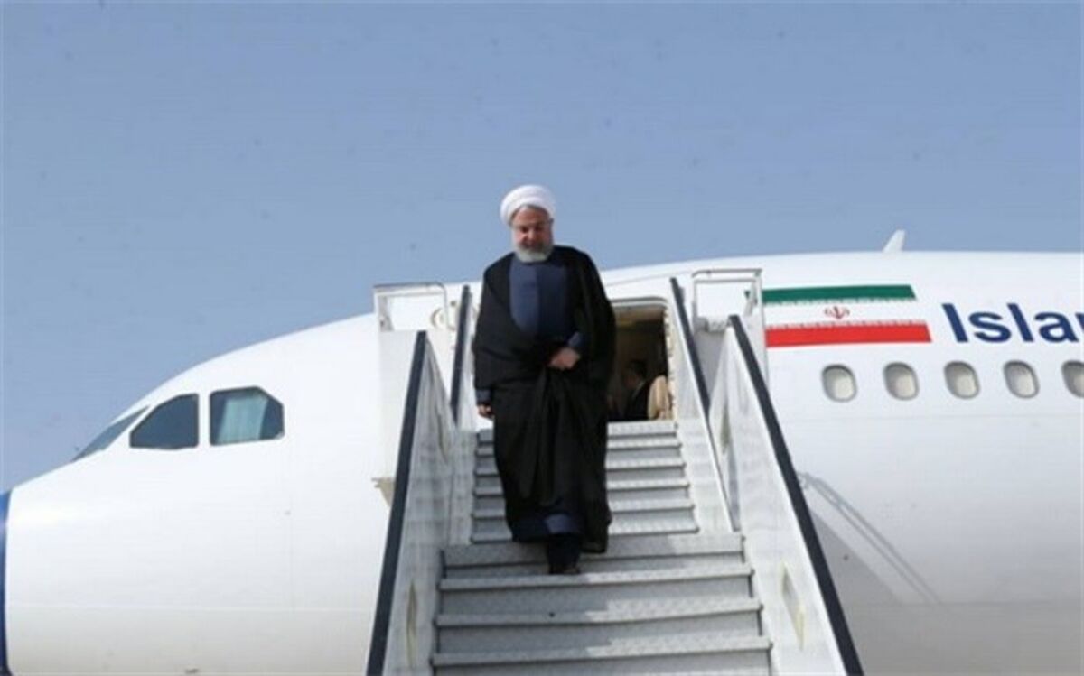 روحانی وارد عسلویه شد