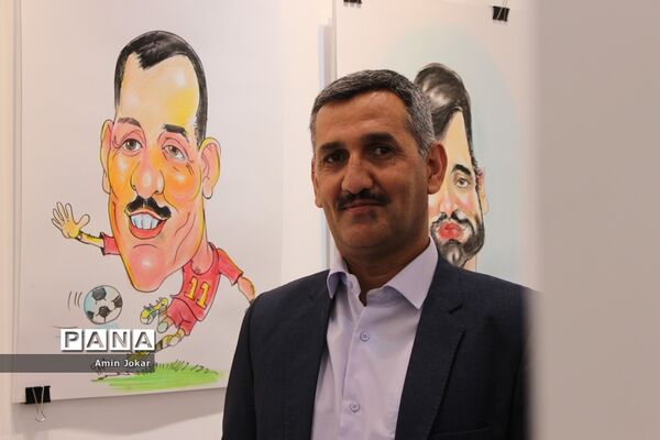 نمایشگاه کاریکاتور کارکنان آموزش و پرورش فارس