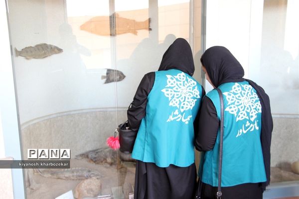 بازدید دانش آموزان همیار مشاور دختر از موزه تاریخ طبیعی ارومیه