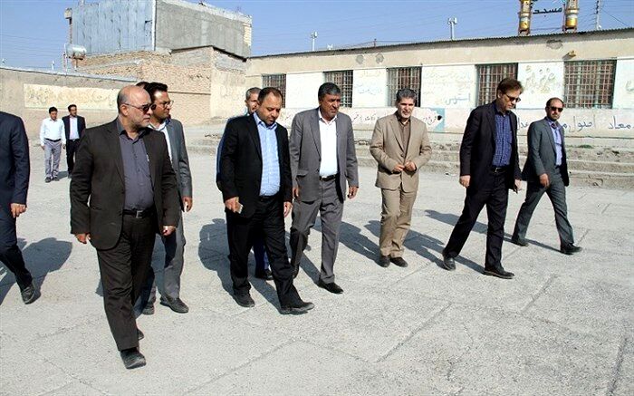بررسی بازسازی و مقاوم سازی مدارس استان کرمان با حضور رخشانی مهر