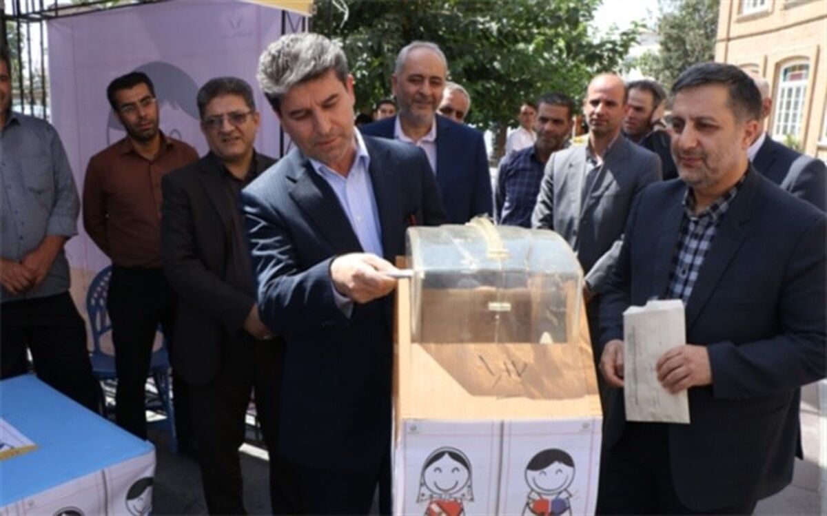 مشارکت استاندار آذربایجان غربی در جشن عاطفه ها