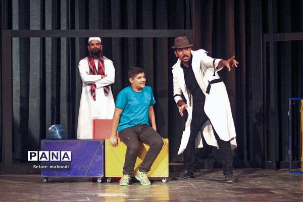 اجرای تئاتر «عکاسخانه»