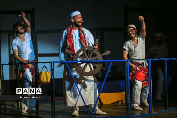 اجرای تئاتر «عکاسخانه»