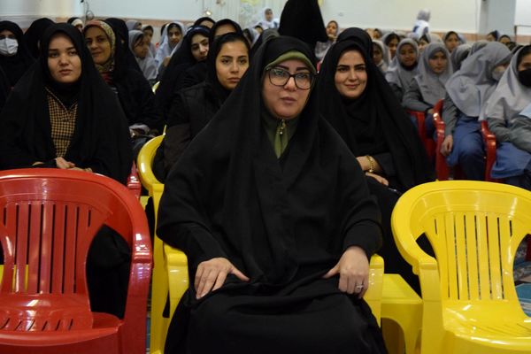 ارتقای سلامت دانش‌آموزان با برگزاری کارگاه آموزشی در مدرسه دخترانه حضرت معصومه(س)