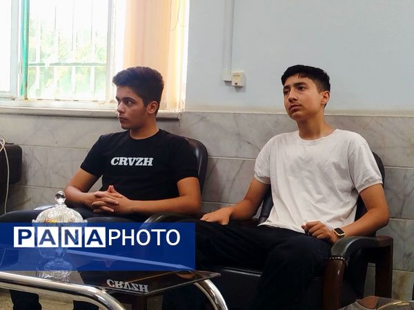 دیدار روسای انجمن اسلامی مدارس شهرستان کاشمر با معاون پرورشی و تربیت بدنی کاشمر