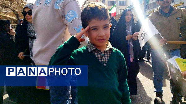  حضور پرشور مردم شیراز در چهل و هفتمین سالگرد پیروزی انقلاب اسلامی ایران 