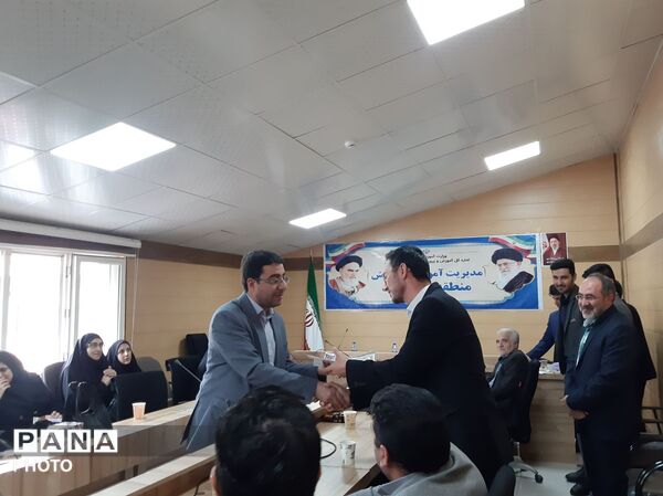 طنین مهر و تربیت در دیار پروفسور هشترودی 