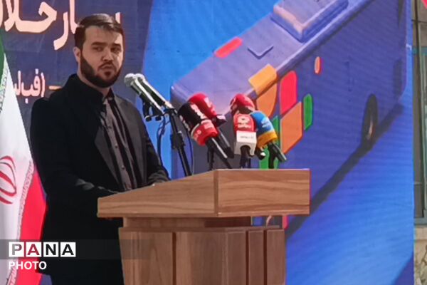 لابراتوار سیار خلاقیت و ساخت در مدرسه مهندس وحید کیهانی
