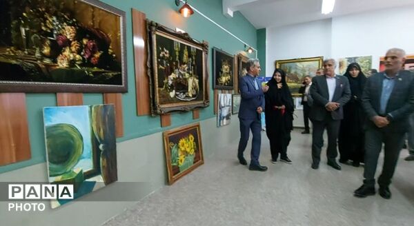  نمایشگاه هنری در مدرسه آرمینه مصلی‌نژاد