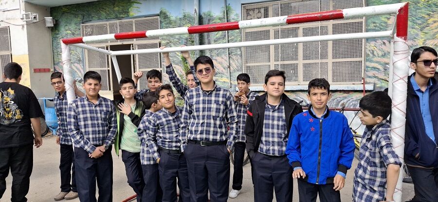 برگزاری المپیاد ورزشی دبیرستان شهیدرجایی یک شهرستان بجنورد 
