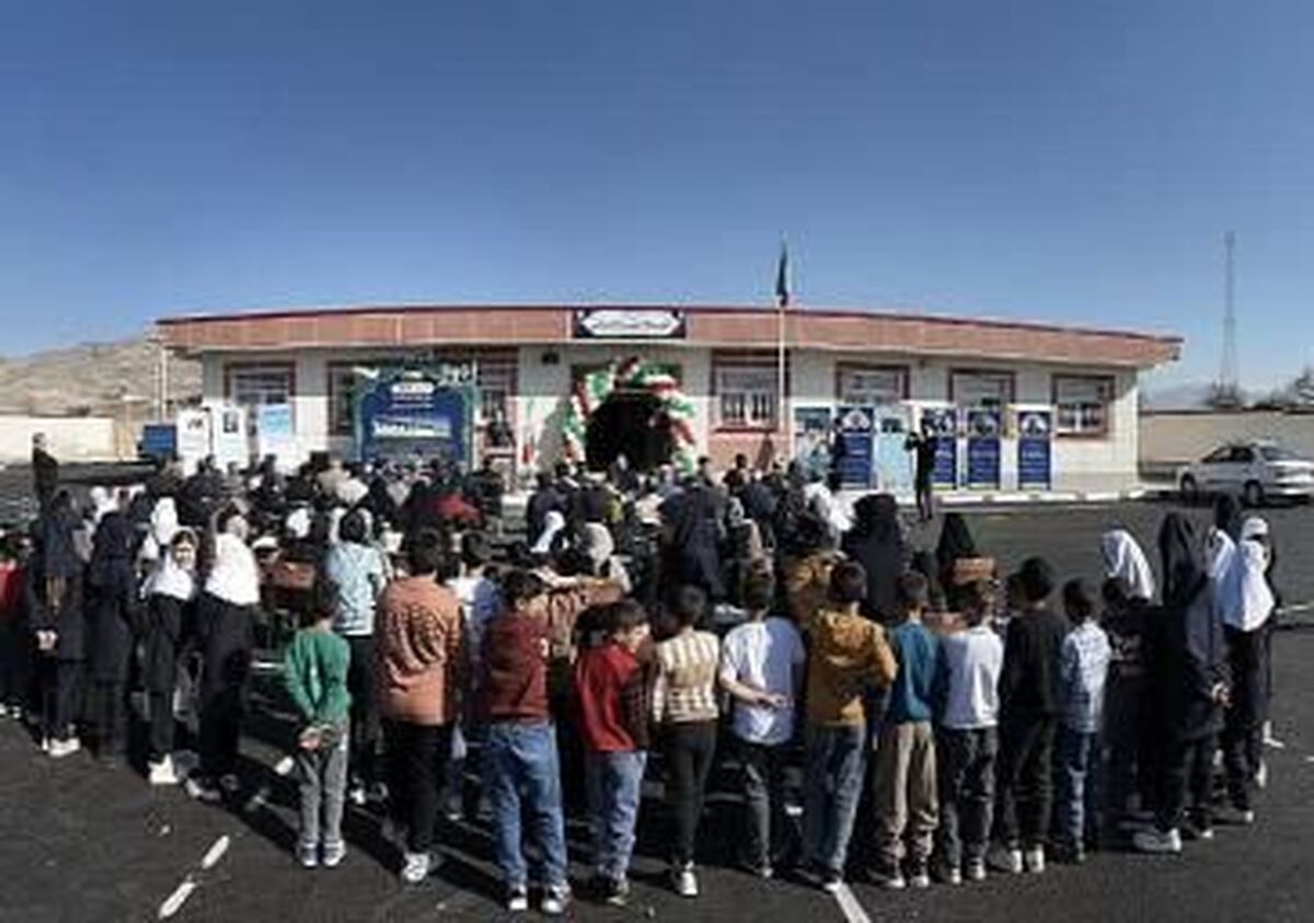 افتتاح مدرسه ۶ کلاسه شهید کسایی در روستای لیوار پایین مرند یادگاری با نام شهید برای نسل آینده