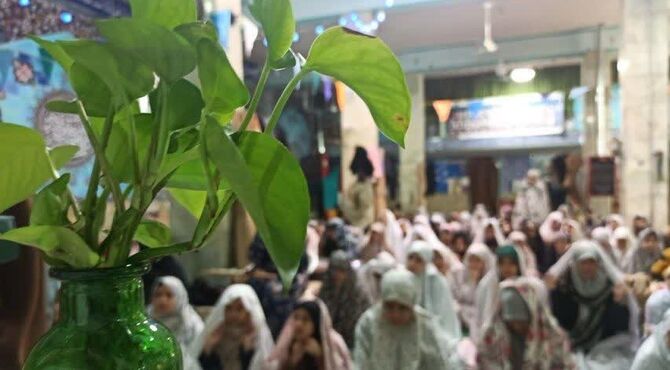 اعتکاف دانش آموزی دختران در شهرضا
