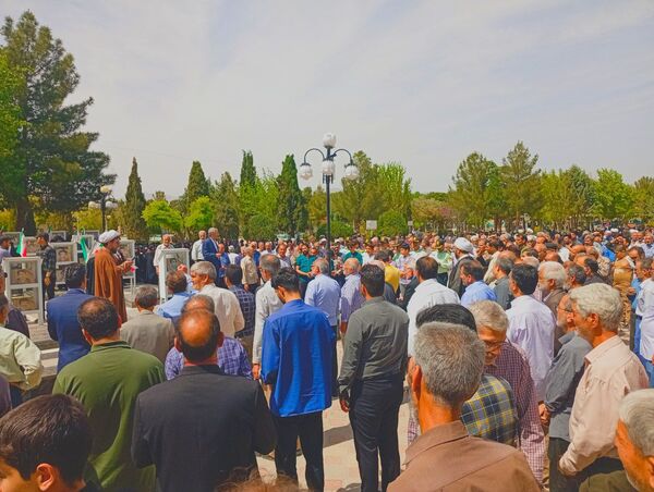 مشت هایی که آزادی فلسطین را صدا میزند