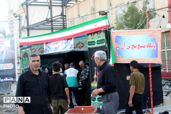 خدمت رسانی به زائران در حال برگشت از مشهد مقدس در ایستگاه صلواتی سملقان