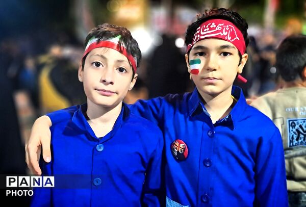 اجتماع نوجوان گالیکشی در شب پنجاه و هفتم