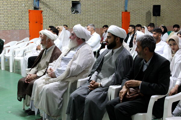 جشن چتری برای آرامش در شهر درق