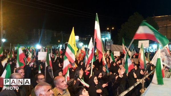مردم انقلابی نورآباد در هفتادمین شب ، محکم تر و استوار تر از شب های قبل