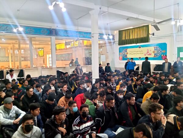 استقبال از شهید گمنام  در دبیرستان شاهد امام ابوذرغفاری 