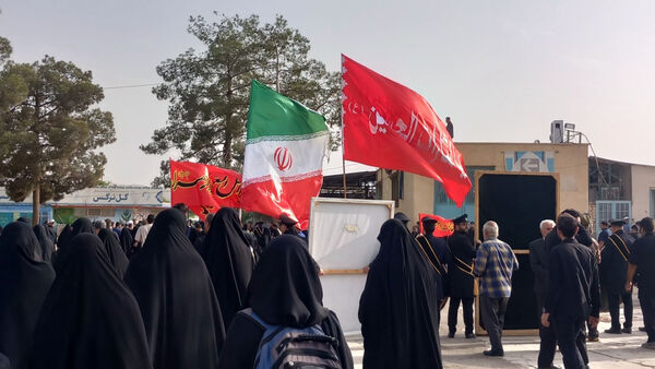 خاکسپاری شهید «اسماعیل شاکری» در مسجد جمکران